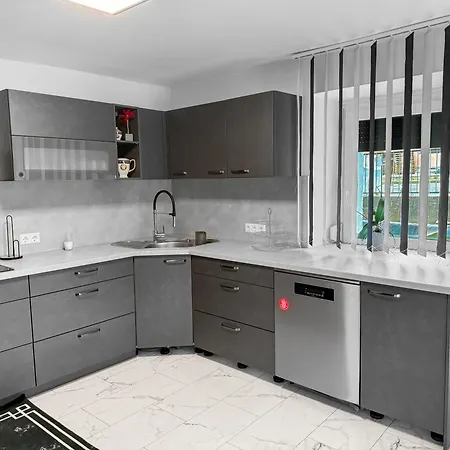 Feworld Living - Cozy Near Villach *